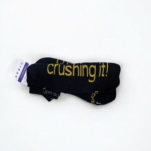 NWT Notes To Self Crushing it! black Ankle Socks Unisex